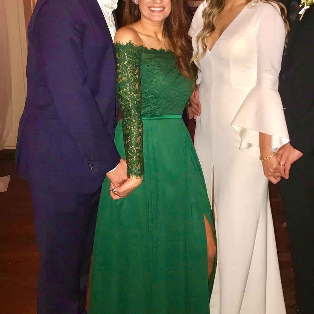 JJ’S House Off Shoulder Green Lace Dress